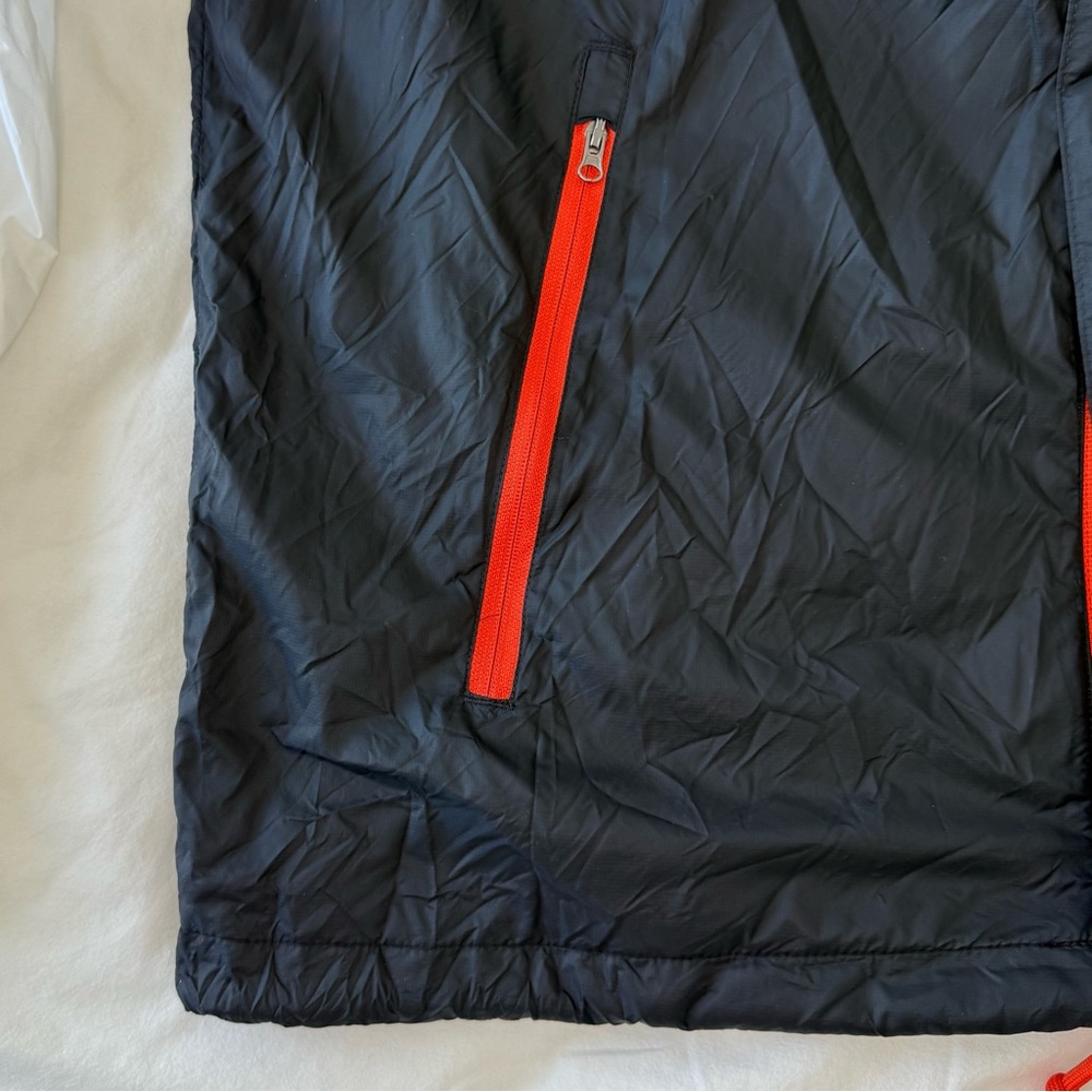 New Balance NBA Windbreaker Jacket Men M Black White Red Hooded Lightweight - Picture 6 of 12